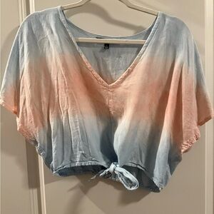 NWOT Sim & Sam Stylish Tie-Dye V-Neck Crop Top with Bow in Front